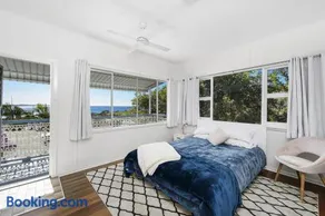 Whitecaps, 26 East Street - Image 2