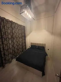 Uzungöl Nehir kenarında Doğa içinde merkezi konumda 2 Yatak odalı lüks Daire - Image 2