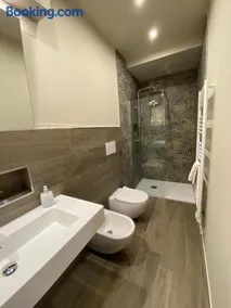 MR Living Bed & Breakfast - Image 2