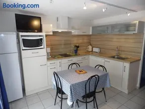 Maison avec Terrasse et Piscine, Climatisation, Parking Privé, 34340 Marseillan - Image 1