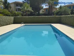 Résidence calme avec piscine - Image 5