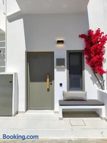 SunSal Luxury Studios - Earth - Image 1