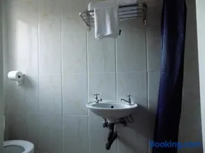 Streets of Gold Guest House - Image 4