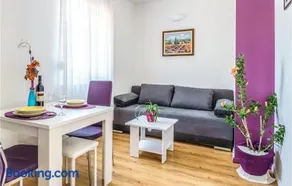 One-Bedroom Apartment In Ostrvica - Image 4