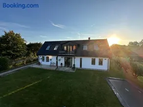 Charmigt havsnära boende på Österlen - Image 1