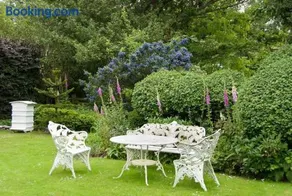 Cissys Cottage in a Nature Reserve, 7 minutes from Aldeburgh seafront - Image 2