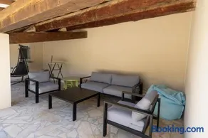 Villa avec piscine proche d'Avignon - Image 4