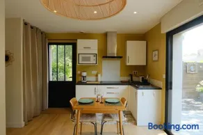Au Petit Manoir - Image 4