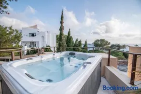 La Villa - Image 2