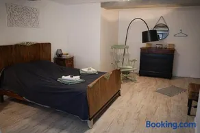 Chez Kikou - Image 3