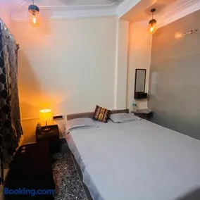 Pebbles Guest House Digha - Image 2