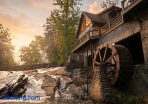 Lay Lodge at Falling Water Resort - Image 3