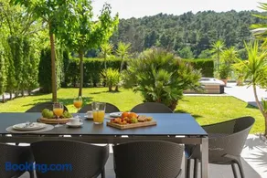Villa Agava with heated pool, Jacuzzi, sauna, gym, 4 en-suite bedrooms - Image 5