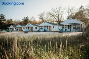 New renovated bathroom & new roof - Lake Huron 5 - Image 1