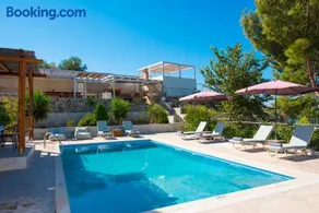 Villa Endless Blue - Image 1