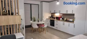ATENEO ApArt Hotel - Studio DeLuxe - MODERN Apartment with Big Balcony and Free Parking - Image 2