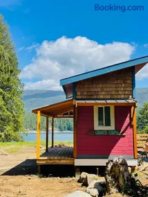Gracies Grotto Cabin - Image 1