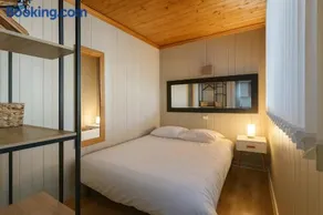 White Lodges - Megève center on ski slopes - Image 4
