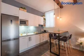 Parking Free - Cathedral Area Apartment - Image 4
