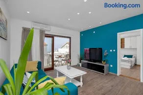 Blue Dream Apartments - Image 1