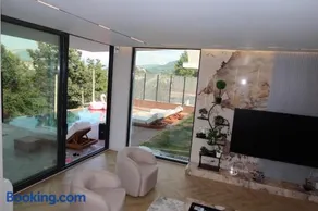 Panorama Hill Villa Tirana - Private Pool & Views - Image 3