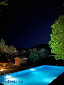 Apaggio Apartments - Image 4