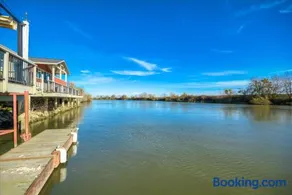 Year-round fishing, boating, birding, 1 hr from SF - Image 2