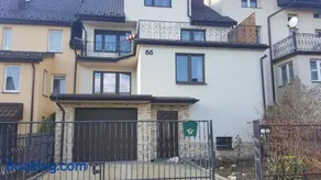 Pod srebrną różą - Image 1