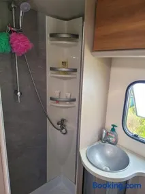 Signature Camper - Image 3
