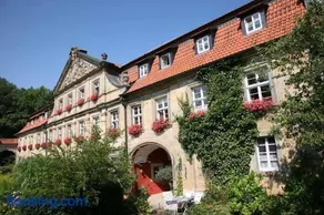 Ökonomiehof - Image 1