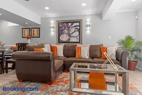 Valencia Royale - Private 2BR Luxe Suite Natl Harbor DC MD VA - Image 1