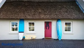 Red Cliff Lodge - Image 1