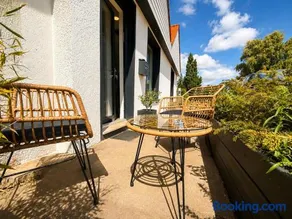 Studio premium, à 50m du Lac d'Ardres avec terrasse - Image 2