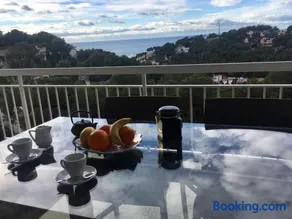 Panoramic 4 Apartments 2B - Image 3