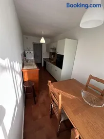 Great apartment 50m tramway station - Image 2