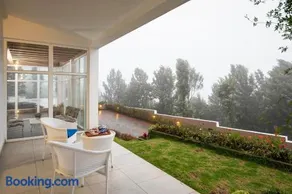 StayVista at The Lilly Ooty - Image 4