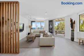 Sunshine Beach Views - Image 2