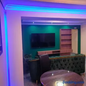 Exclusive guest house - Image 2