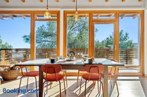 Casa nórdica en el bosque con vistas al mar - Image 2