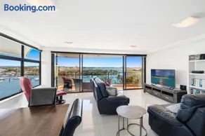 Oceanfront Buddina - Image 4