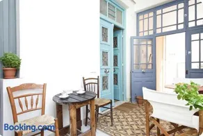 Spacious 2-Bedroom Neoclassical Apartment Near Acropolis with Private Courtyard - Image 3