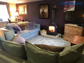 Shippon Cottage - Brosterfield Farm - Image 3