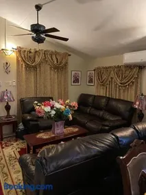 Cheerful One-bedroom 1bath, WIFI, air conditioning - Image 2