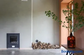 Pinewood Guesthouse - Image 2