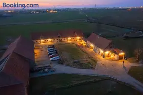 Holiday Home 't Hof der Witte Damen - Image 1