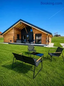 THĒNA - Chalet d'Exception Spa & Montagne - Image 1