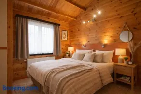 Durbuy, Serenae Chalet, sauna, climatisation, local pour vélos et motos, familles bienvenues - Image 3