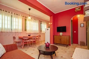 Yiayia's Guesthouse - Image 2