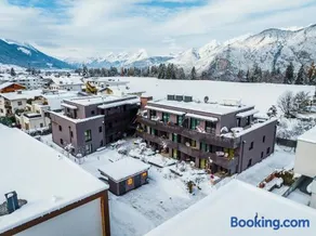 Alp Living Apartments Self-Check In - Image 3