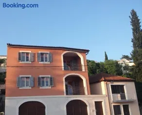 Mel Apartments - Image 3